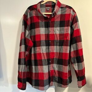 Men’s flannel shirt